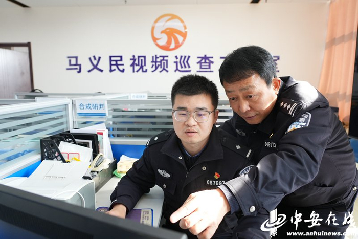 马义民在指点徒弟