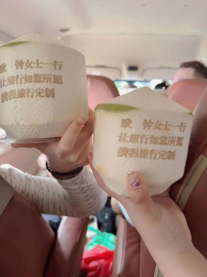 定制师专门为旅客准备的椰子。