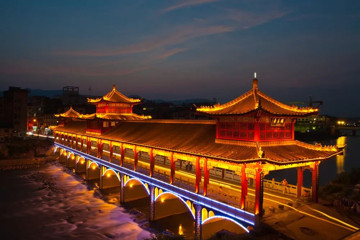 长寿桥夜色 游发健 摄