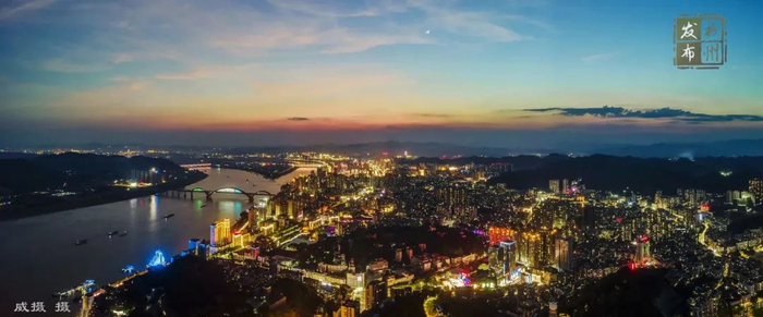 梧州市区夜景 威摄 摄