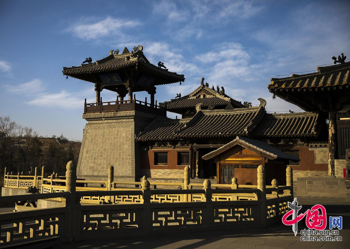 云冈石窟灵岩寺，北魏建筑风格明显。中国网记者 马旷／摄