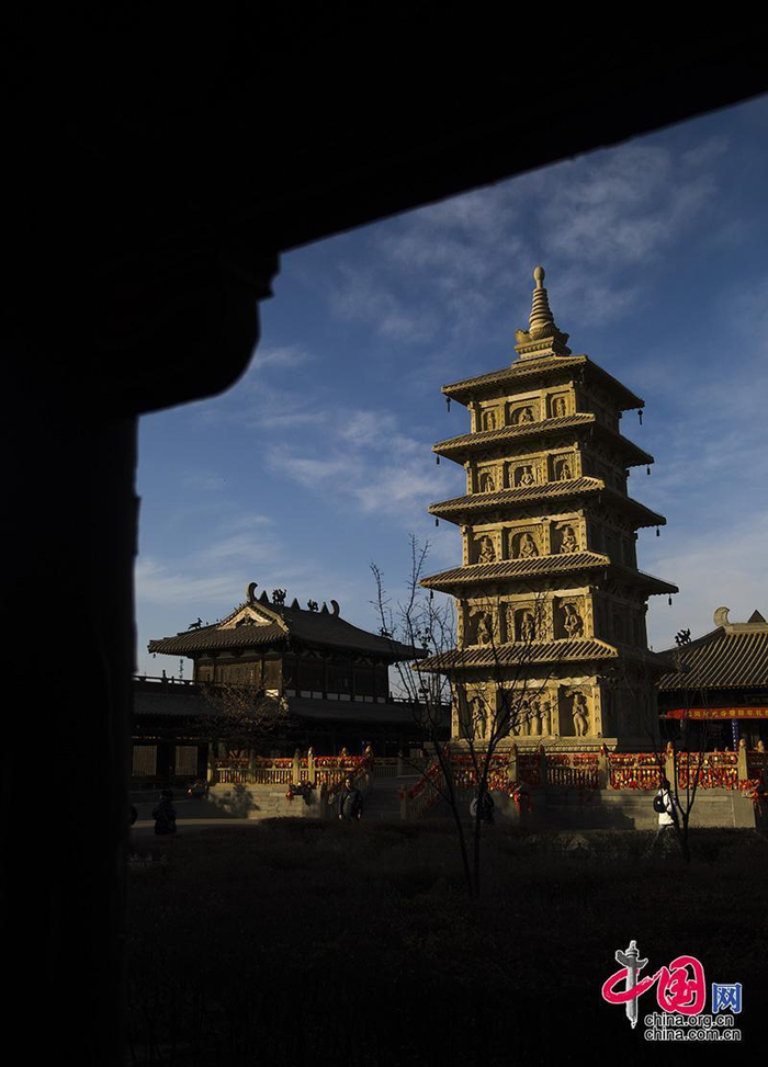 云冈石窟灵岩寺蕴含独特的历史韵味。中国网记者 马旷／摄