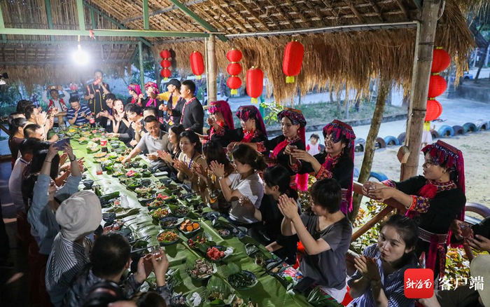 走进中国最美乡村琼中什寒村，感受特色苗族文化。记者 李昊 摄