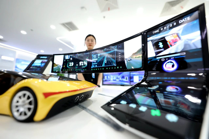 维信诺车载显示屏.张敏摄