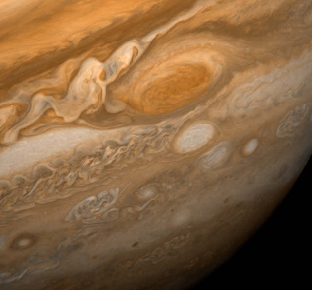 “旅行者1号”曾经发回的探测照片