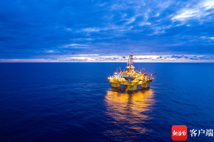 　“海洋石油982”超深水钻井平台正在开展“深海一号”二期项目最高压力井作业。中国海油供图