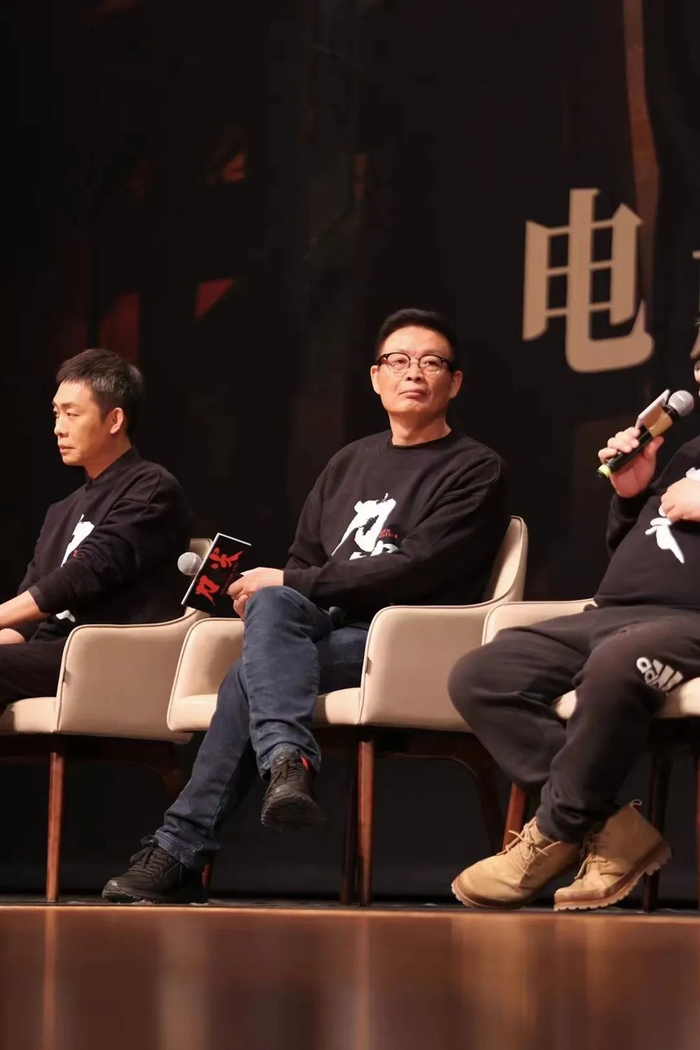 对历史的还原也是麦家在始终坚持的事情。身为小说家，虚构是第一本领。但这是建立在消化大量真实历史的基础上。（图/聂一凡）