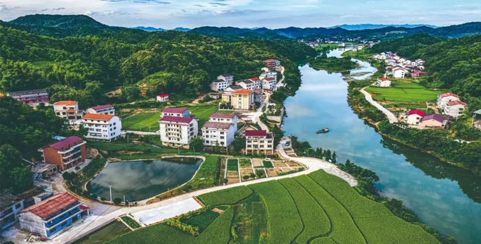 娄星区田园风光。（严伯霖/摄）