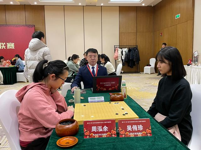 山西队韩国外援吴侑珍（右）跨赛季19连胜被终结。  新京报记者 孙海光 摄