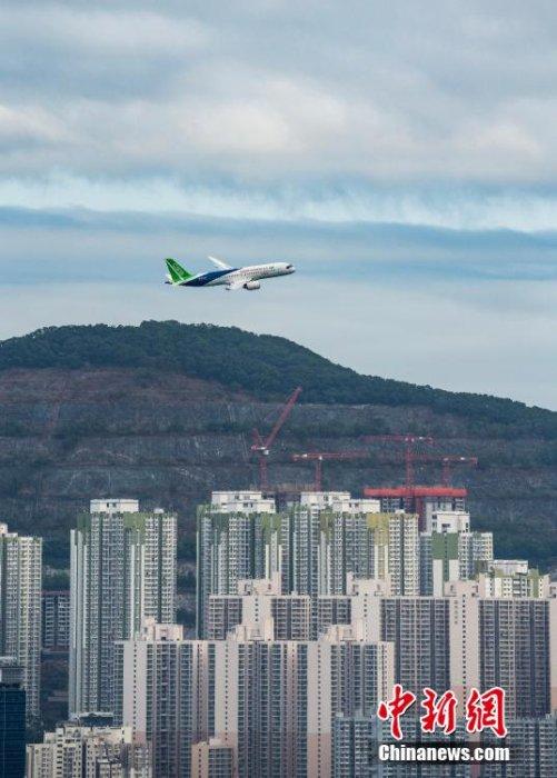 香江觀瀾:國產大飛機訪港:好風憑藉力 振翅翱雲空_新浪新聞