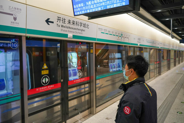 目前，地铁17号线北段正在进行按图试运行。  新京报记者 王贵彬 摄