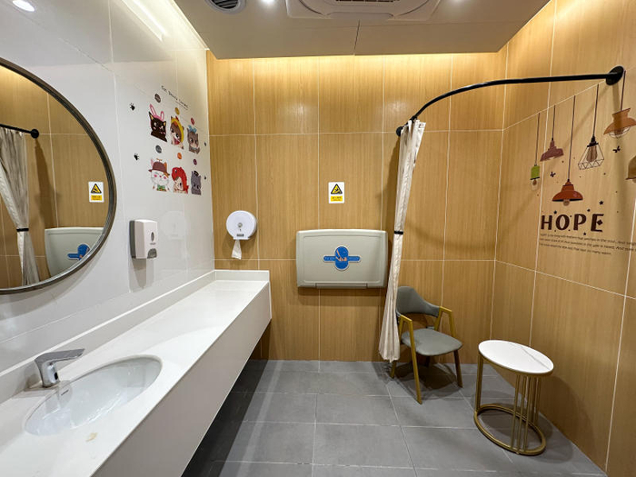 太阳宫站内设置的母婴室。  新京报记者 王贵彬 摄