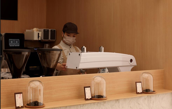 新茶饮门店展示产品用原料。