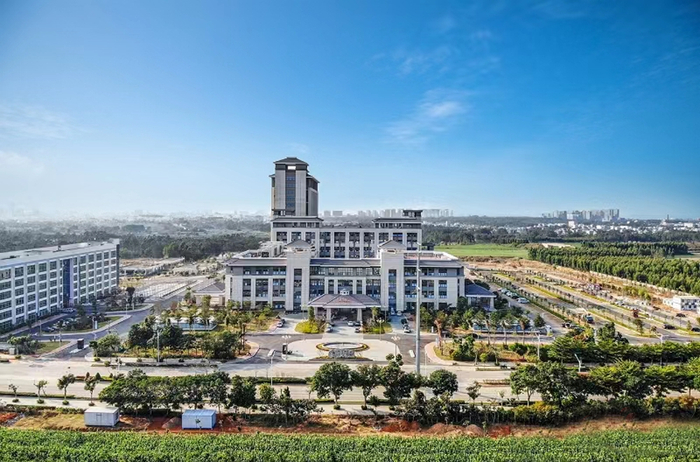 东方市医疗健康集团总医院（东方市人民医院）。东方卫健委供图