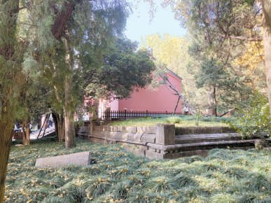 碑殿建筑及其明代基址 杨征 摄