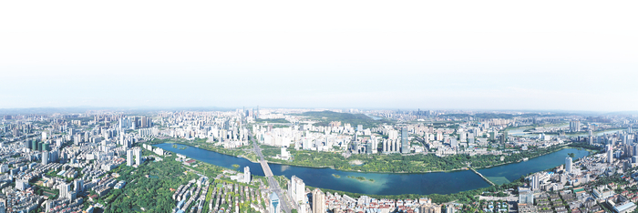 南宁楼市成交热度持续回温，发展前景向好    本报记者 宋延康 摄