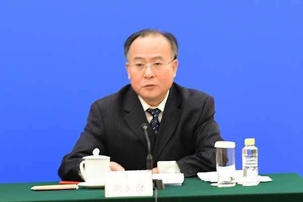 文化和旅游部政策法规司一级巡视员周久财 图片来源：中国人大网