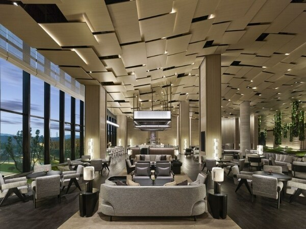 南京牛首山希尔顿酒店大堂吧