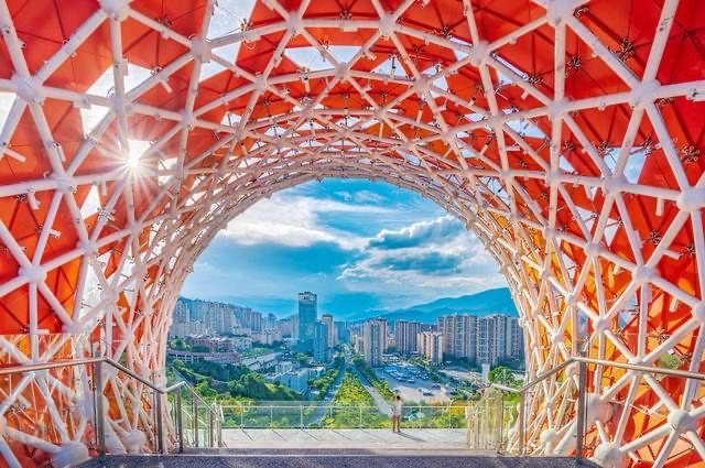 海——“阿署达花海”，厚德载物 化茧成蝶