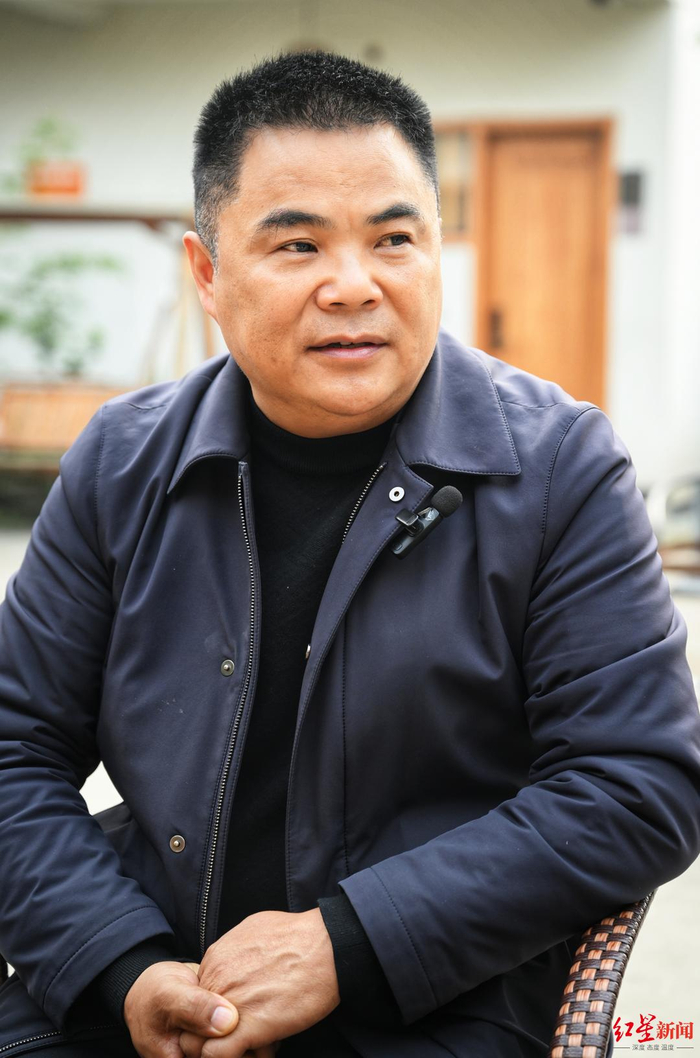 ▲铁牛村党委书记徐帮淼