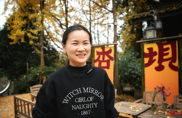 ▲铁牛村“新村民”王爽爽