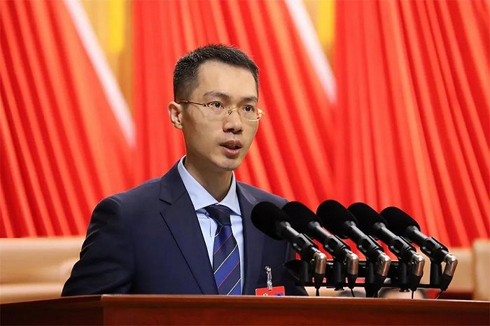 吴荣照。来源：鸿星尔克官网