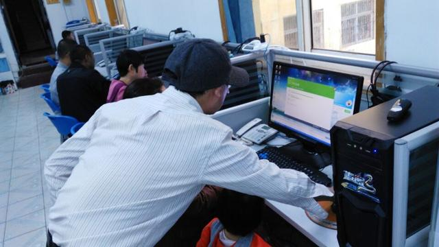 ▲宋文蛟团队为残障人士提供技能培训