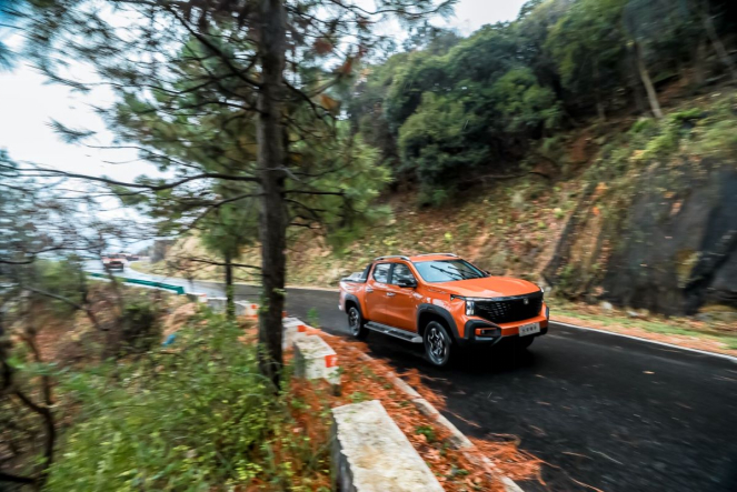 长安猎手搭载智能电四驱架构。 长安汽车供图 华龙网发