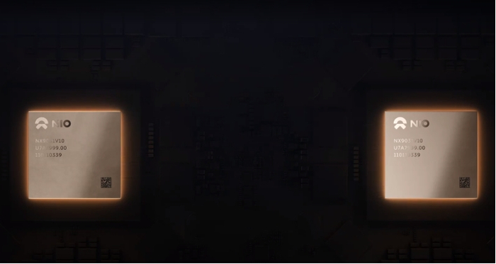 蔚来ET9搭载蔚来首款5nm车规级智能驾驶芯片。 蔚来汽车供图 华龙网发