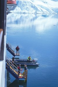 涂庆博南极之行参加跳水活动。涂庆博供图