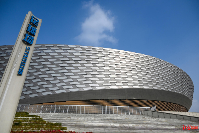 ▲凤凰山体育公园足球场