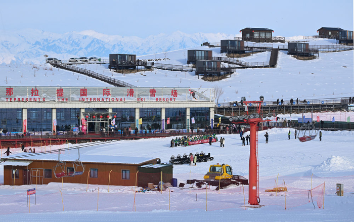 　图为那拉提国际滑雪场。新华社记者 李贺 摄