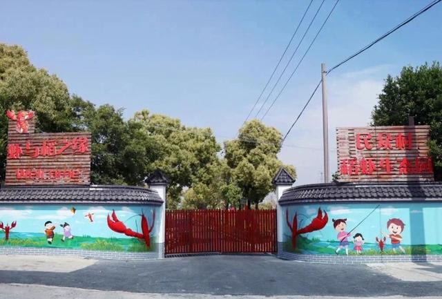 垂钓小龙虾活动深受亲子家庭喜爱。 资料图片