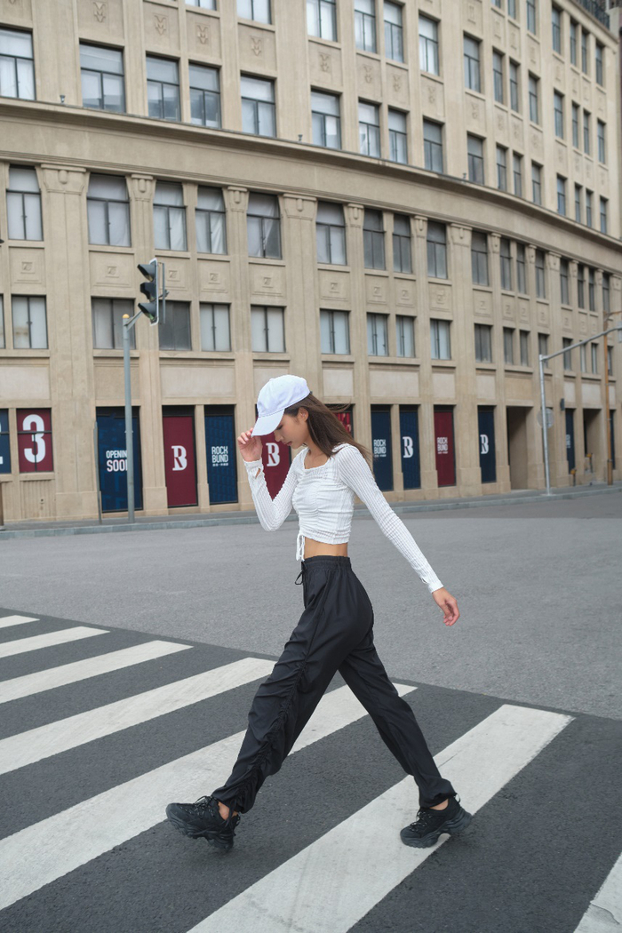 “La　Nikar”品牌原创服装