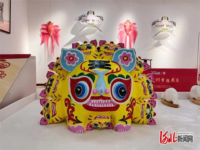 12月25日，河北省非遗文创专题展览在石家庄开展。图为展览现场。河北省群众艺术馆（河北省非物质文化遗产保护中心）供图