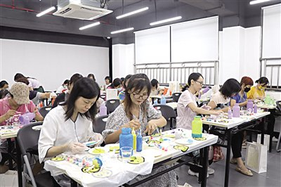 佛山市工人文化宫为职工开展系列公益培训班 单位供图