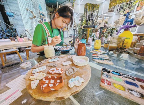 　　向村艺术馆乔健摄