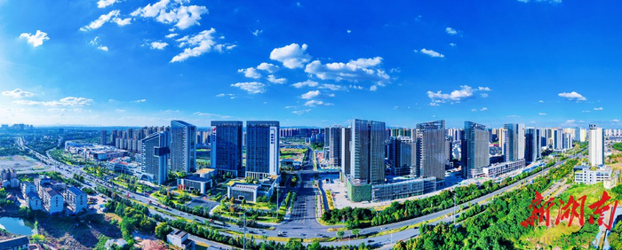 衡阳市衡州大道数字经济走廊。 通讯员 摄