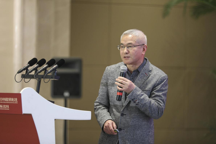 南京大学历史学院教授、博士生导师贺云翱进行主题演讲