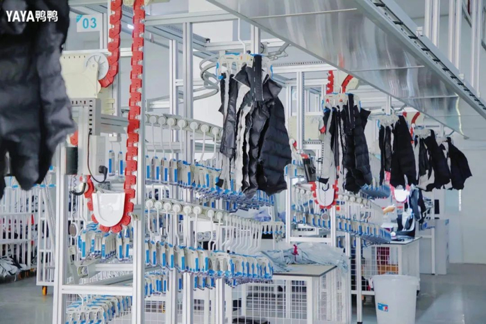 图片来源：鸭鸭官网