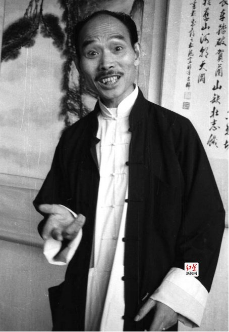 ▲1994年，主流媒体第一次对李伯清进行采访报道