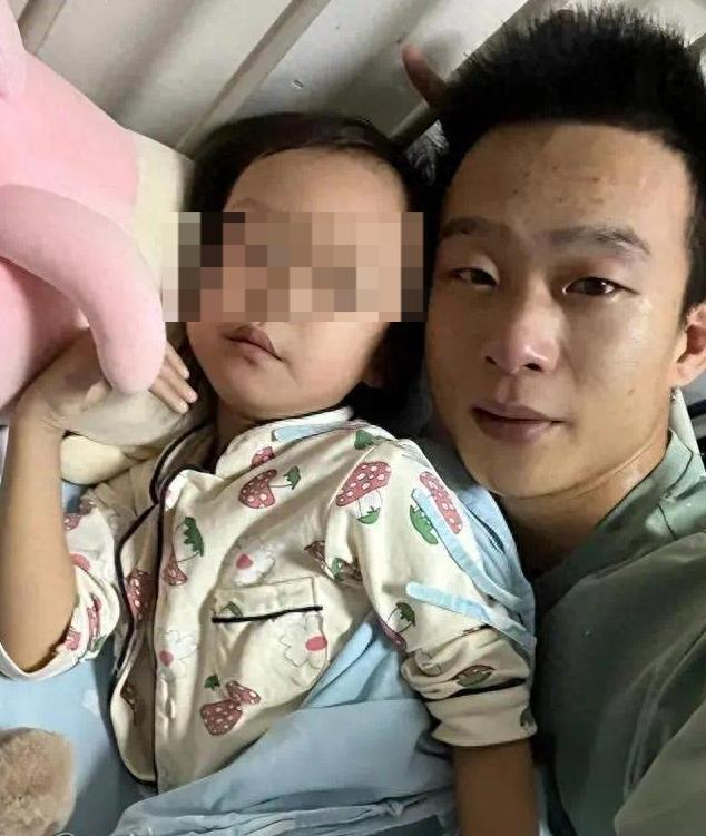 ▲小毅玲和爸爸