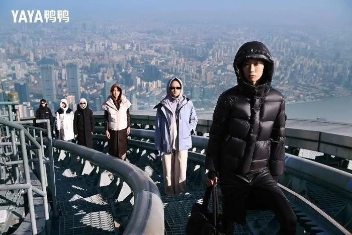 图片来源：鸭鸭官网