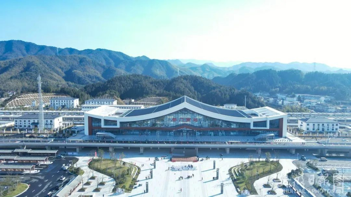 祁门南站（李博 摄）