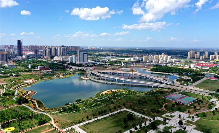 庆阳市城南绿地运动公园一角.庆阳市文明办供图