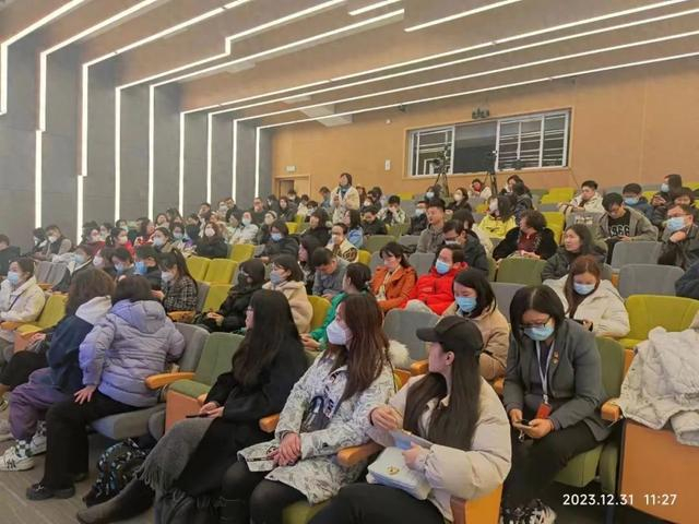 图为公益讲座现场