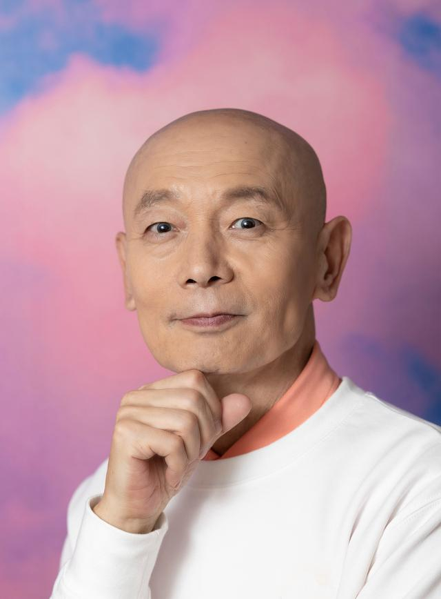 葛优对自己的表演要求始终很高，所以接到重要的角色时会有些焦虑，怕出错、怕演不好。  新京报记者 郭延冰 摄