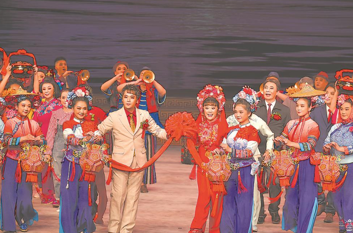 新年戏曲晚会上的“海上婚礼”选段 泉州市高甲戏传承中心供图