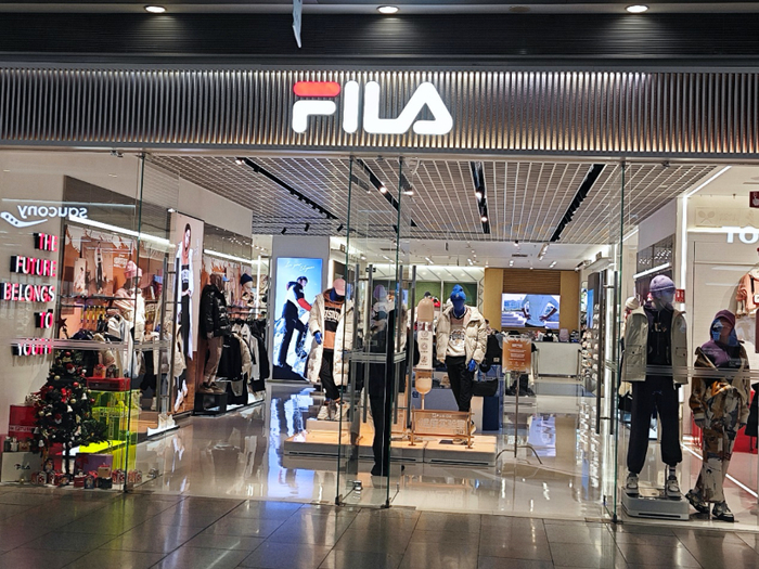 斐乐门店。