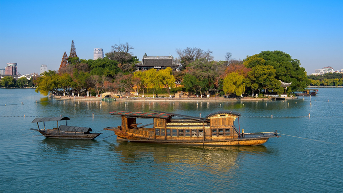 嘉兴南湖红船(央广网发 嘉兴市委宣传部供图)